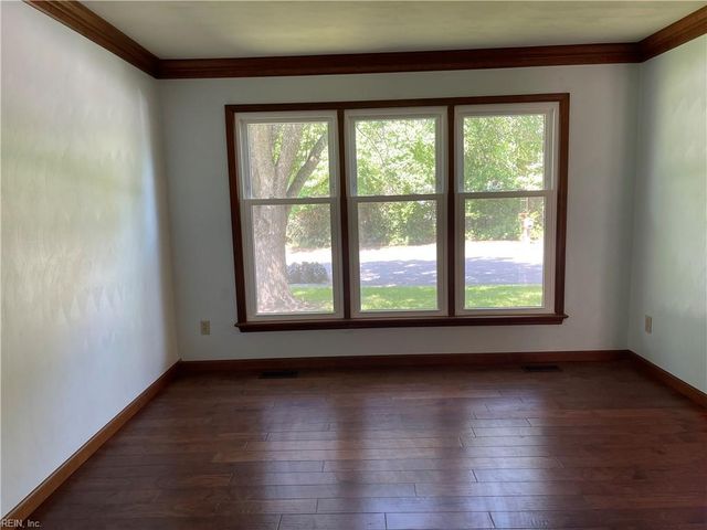 1604 Grey Friars CHSE, Virginia Beach, VA 23456