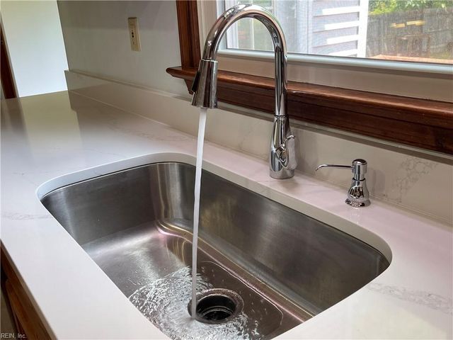 1604 Grey Friars CHSE, Virginia Beach, VA 23456