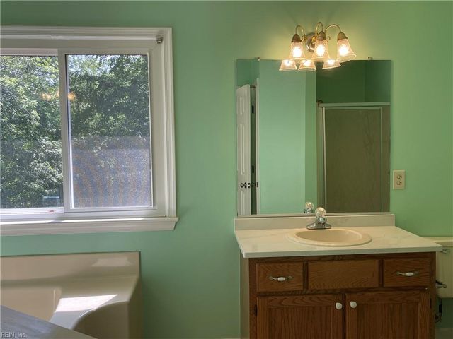 1604 Grey Friars CHSE, Virginia Beach, VA 23456