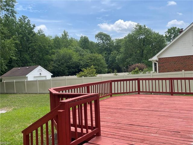 1604 Grey Friars CHSE, Virginia Beach, VA 23456
