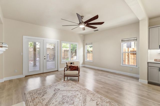3961 Tahoe St, West Sacramento, CA 95691