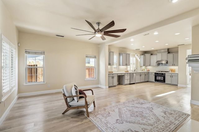 3961 Tahoe St, West Sacramento, CA 95691