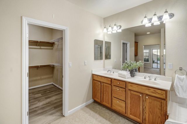 3961 Tahoe St, West Sacramento, CA 95691
