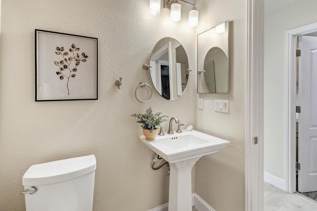 3961 Tahoe St, West Sacramento, CA 95691