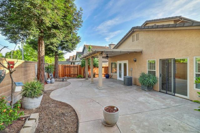 3961 Tahoe St, West Sacramento, CA 95691
