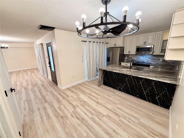 2747 5TH CT, Palm Harbor, FL 34684