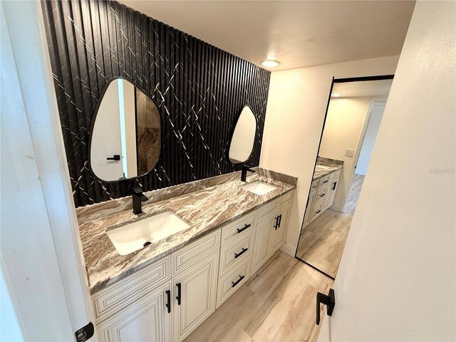 2747 5TH CT, Palm Harbor, FL 34684