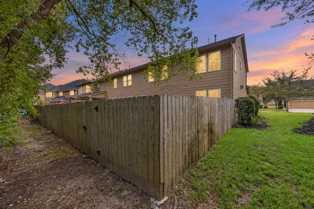 12947 Iris Garden Lane, Houston, TX 77044
