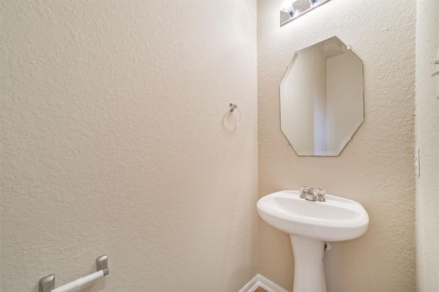 12947 Iris Garden Lane, Houston, TX 77044