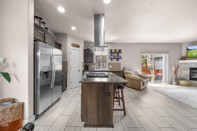 2951 NE Dogwood Drive, Bend, OR 97701