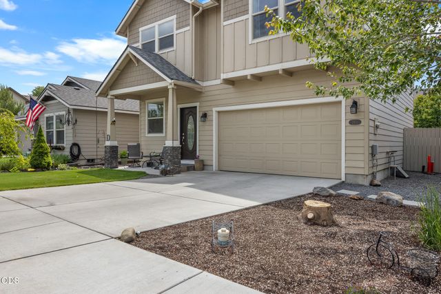 2951 NE Dogwood Drive, Bend, OR 97701