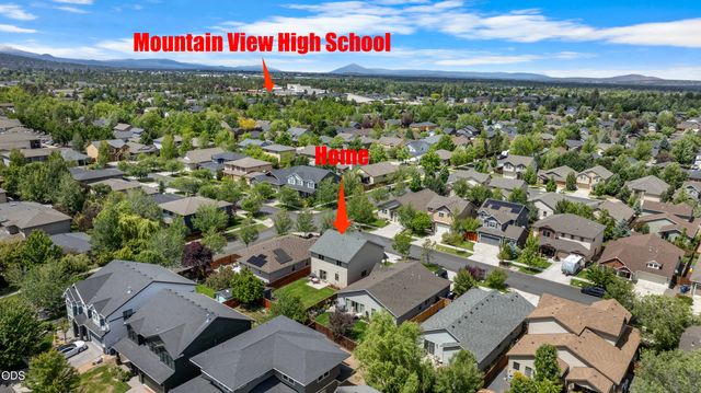 2951 NE Dogwood Drive, Bend, OR 97701