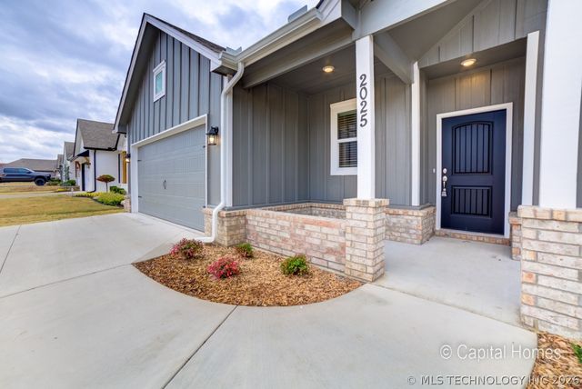 2025 W Huntsville Place, Broken Arrow, OK 74011