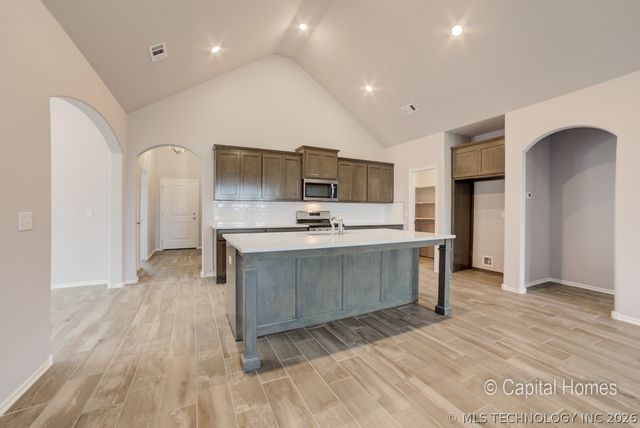 2025 W Huntsville Place, Broken Arrow, OK 74011