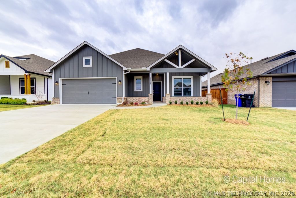 2025 W Huntsville Place, Broken Arrow, OK 74011