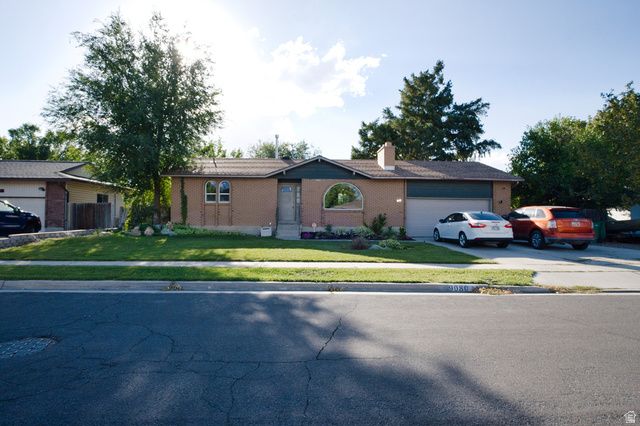 9080 S 570 E, Sandy, UT 84070