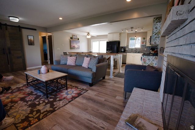 9080 S 570 E, Sandy, UT 84070