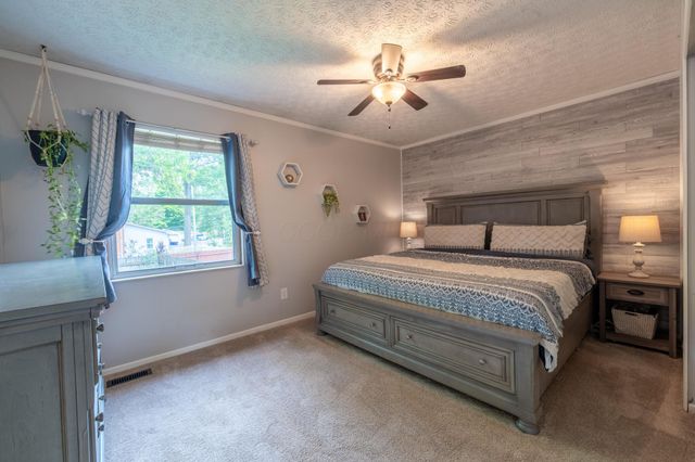 8008 Leaview Drive, Columbus, OH 43235