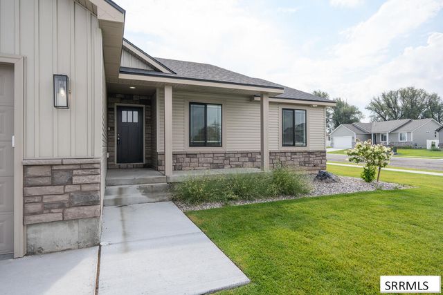 3187 Riata Lane, Ammon, ID 83406