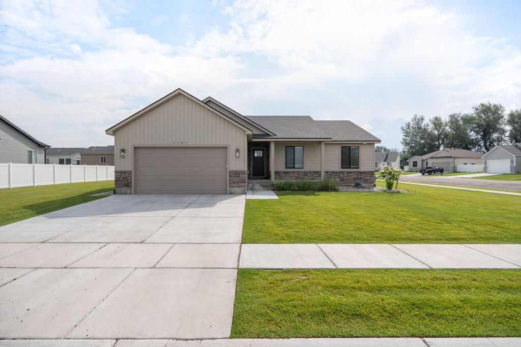 3187 Riata Lane, Ammon, ID 83406