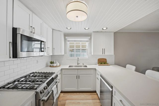 868 A Ave, Coronado, CA 92118