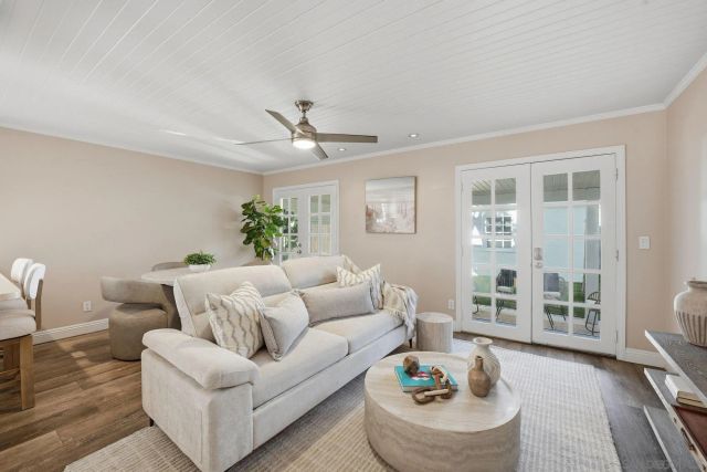 868 A Ave, Coronado, CA 92118