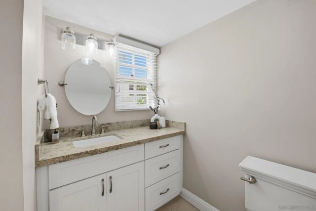 868 A Ave, Coronado, CA 92118