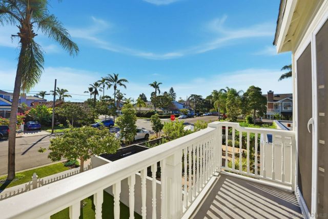 868 A Ave, Coronado, CA 92118