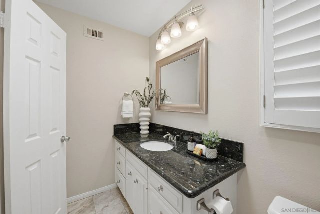 868 A Ave, Coronado, CA 92118