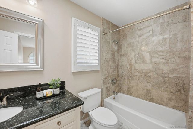 868 A Ave, Coronado, CA 92118