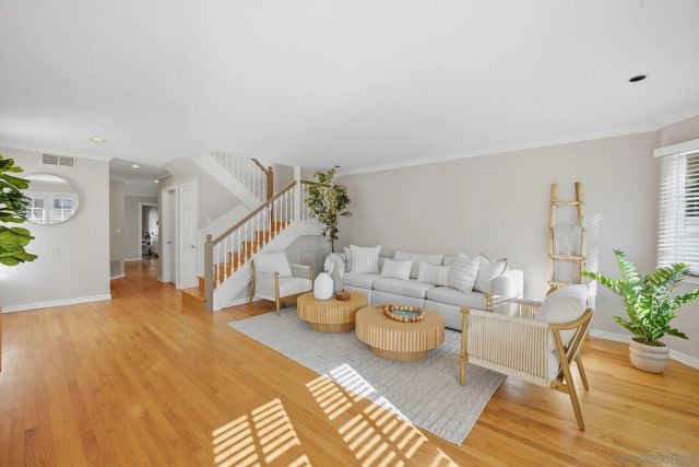 868 A Ave, Coronado, CA 92118