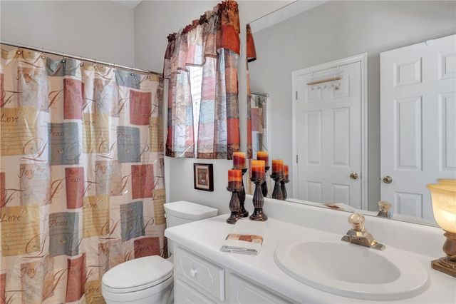 208 River Oaks Circle, Piedmont, SC 29673