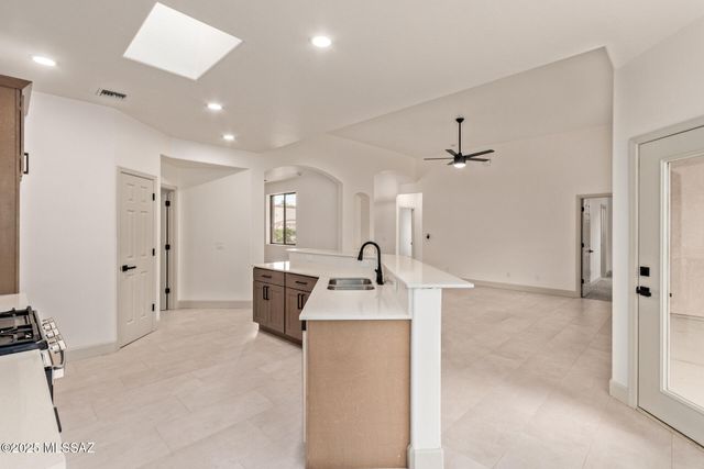 1374 W Blooming Desert Way, Oro Valley, AZ 85737