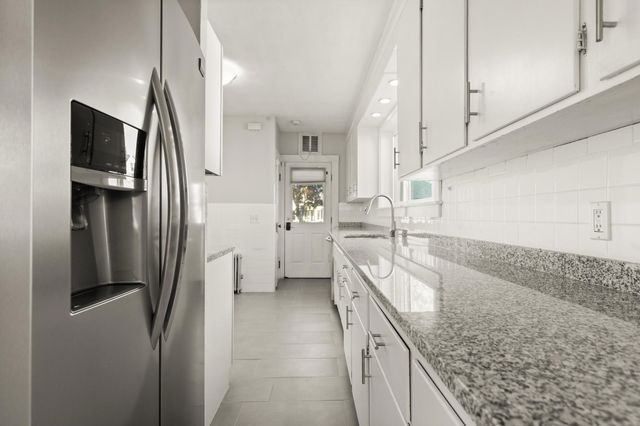 208 Central Ave 1, Medford, MA 02155