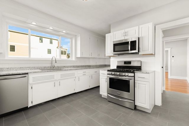 208 Central Ave 1, Medford, MA 02155