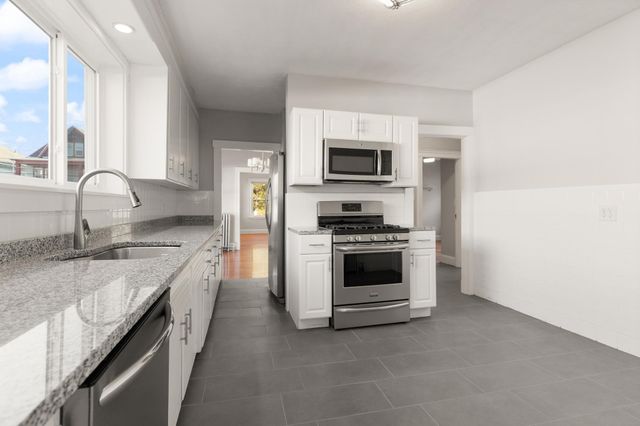 208 Central Ave 1, Medford, MA 02155