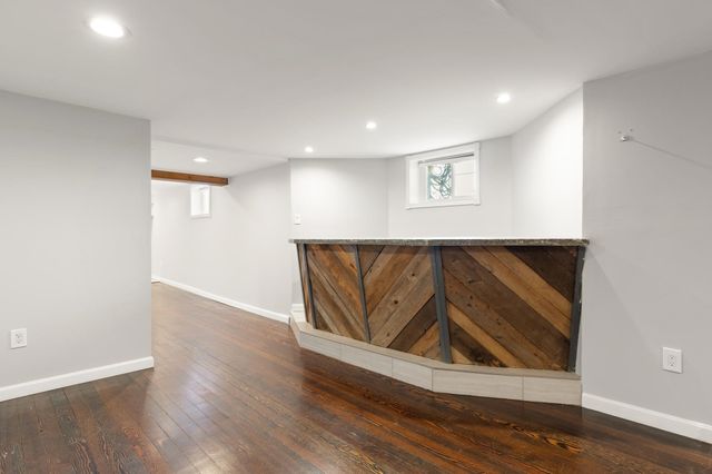 208 Central Ave 1, Medford, MA 02155
