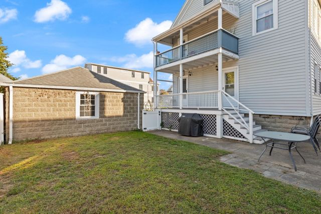 208 Central Ave 1, Medford, MA 02155