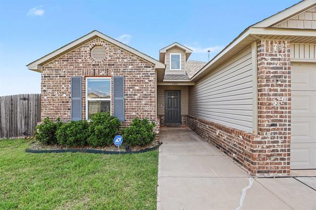 1901 Hannah Lane, Oklahoma City, OK 73127