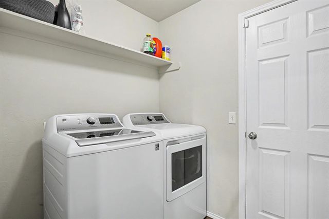 1901 Hannah Lane, Oklahoma City, OK 73127