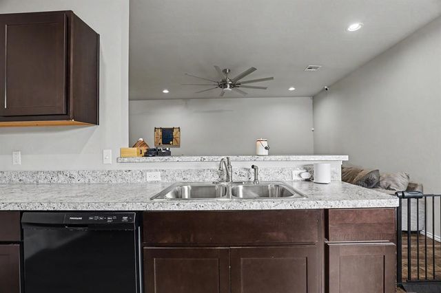 1901 Hannah Lane, Oklahoma City, OK 73127