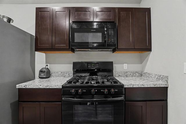 1901 Hannah Lane, Oklahoma City, OK 73127
