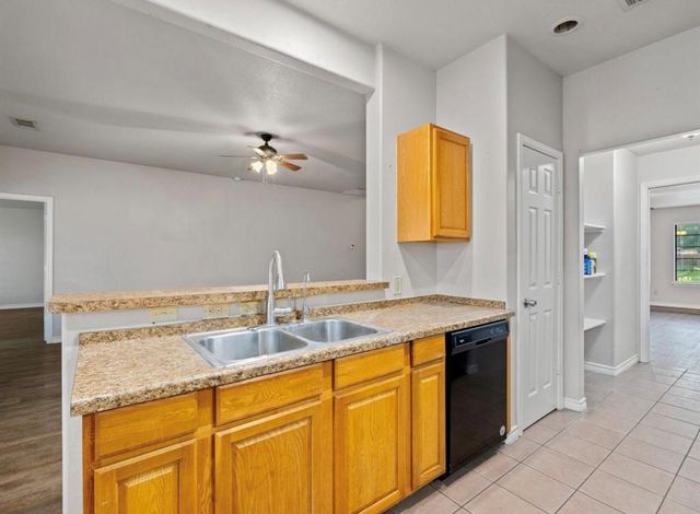 16413 Ryan Guinn Way, Conroe, TX 77303