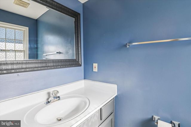 4232 DEVONWOOD WAY, Woodbridge, VA 22192