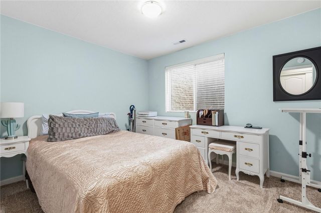 141 Old Pond Road, Springboro, OH 45066