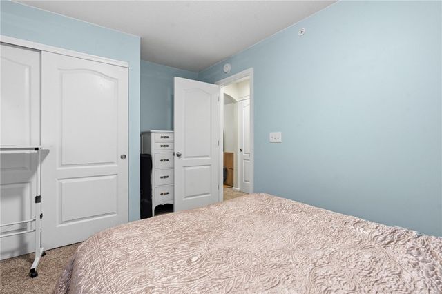 141 Old Pond Road, Springboro, OH 45066