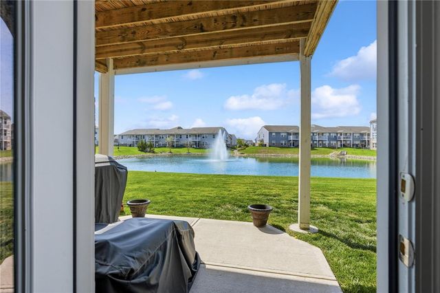 141 Old Pond Road, Springboro, OH 45066