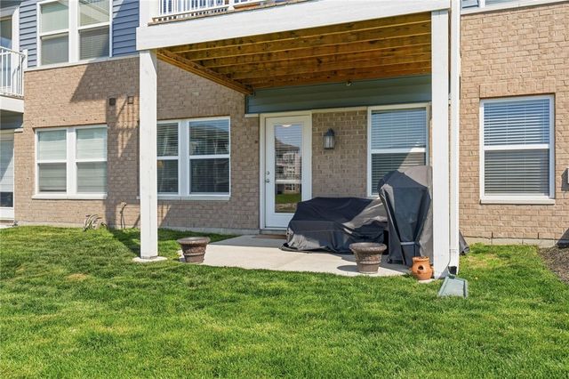 141 Old Pond Road, Springboro, OH 45066