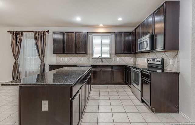 3727 Painted Tracks, Schertz, TX 78154