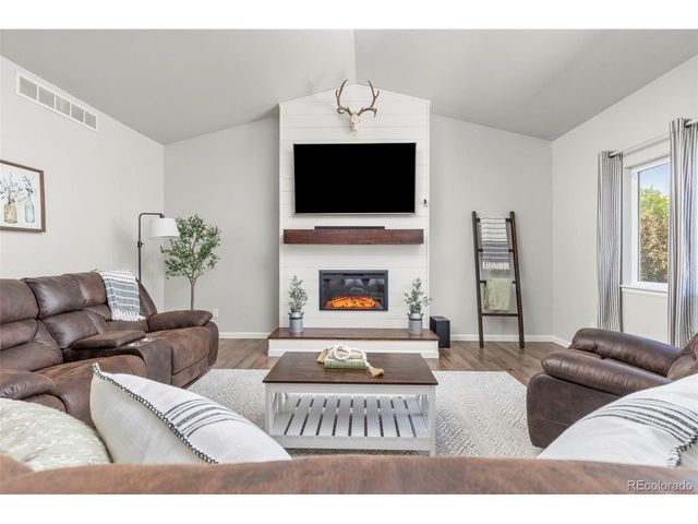 1905 Saddleback Dr, Milliken, CO 80543